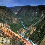 Grand Canyon of the Yellowstone River, gezien vanaf Inspiration Point, Yellowstone Nationaal Park, Wyoming, USA 
<BR><BR>Zie ook www.arterra.be</P>